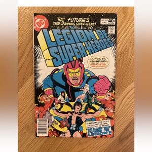 DC Comics Legion of DC Comics Legion Of Superheroes Issue #262